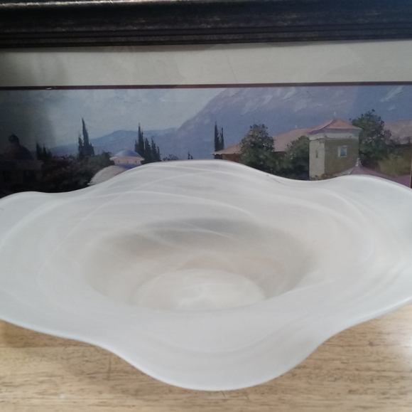 ๐ป๐๐HOMEGAARD HAND BLOWN๐ซ๐FREELY EXECUTED SCALLOPED DESIGN BOWL,CENTERPIECE. - Picture 3 of 16